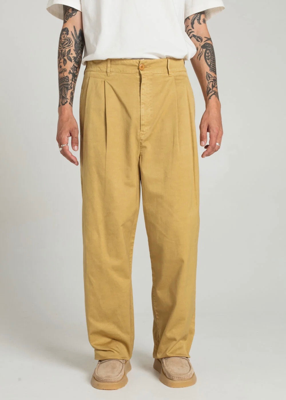 Pitt Wide Gabardine Pants — BEIGE