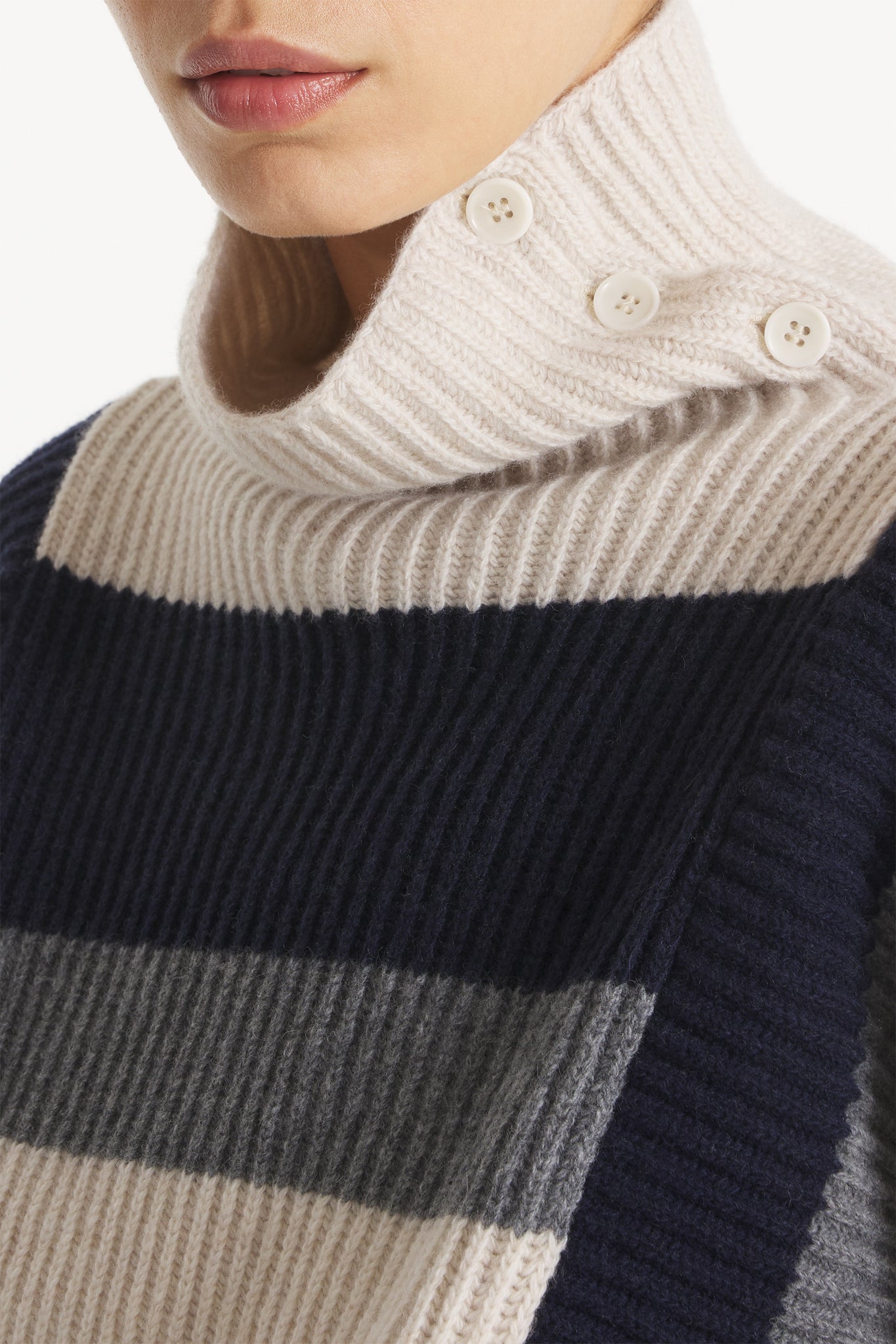 Selvina Stripes Sweater — OFFWHITE MULTI