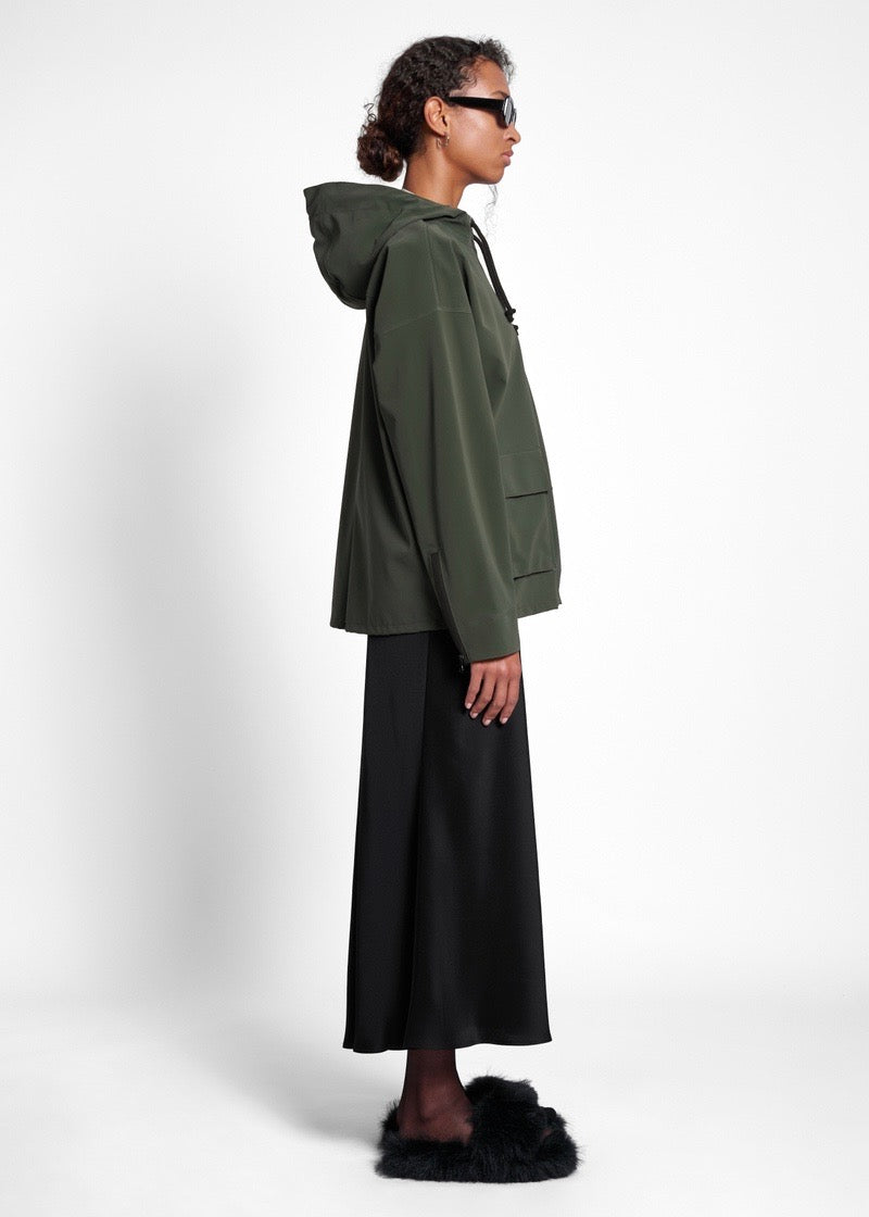 Sandviken Lightweight Zip Rain Jacket — SUEDE GREEN