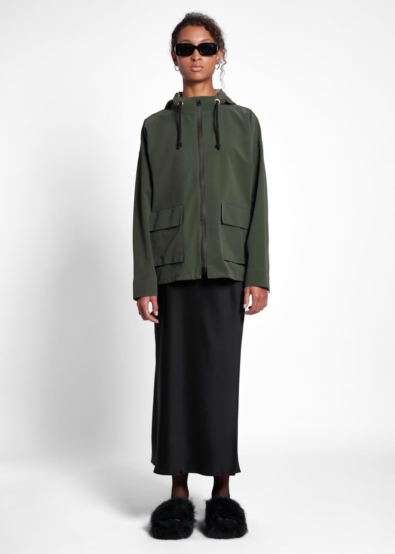 Sandviken Lightweight Zip Rain Jacket — SUEDE GREEN