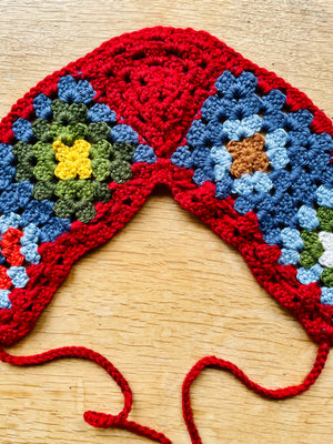 EARLYMADE Hand-knitted Granny Squares Collar — MULTI / HEART RED — UNIQUE — LAST PIECE