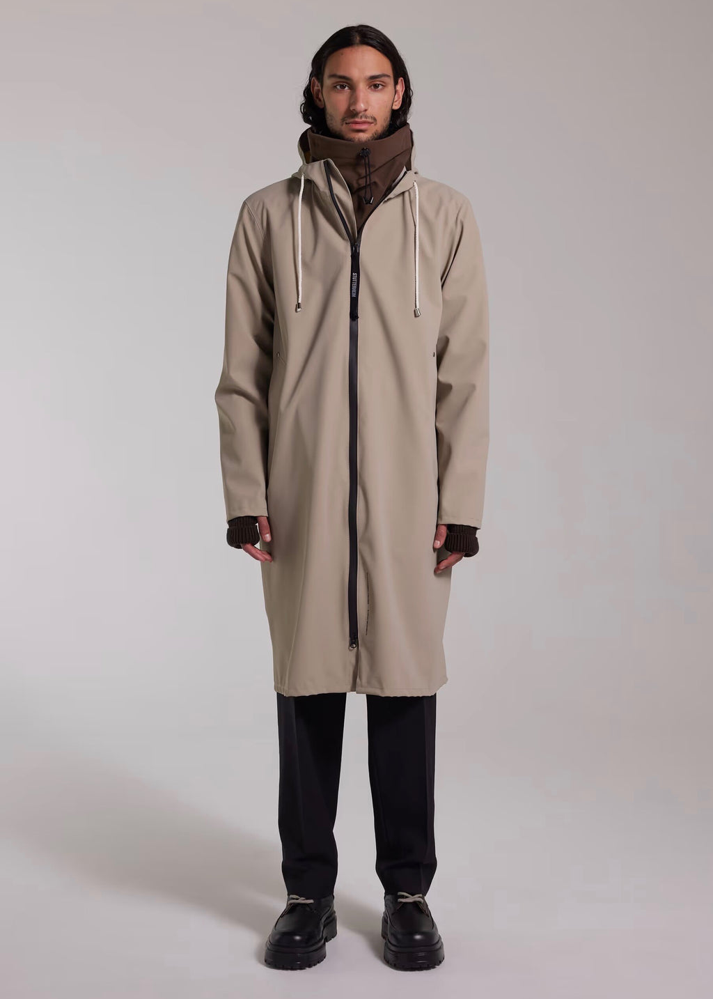 Camden LW Long Raincoat — MATTE POTATO