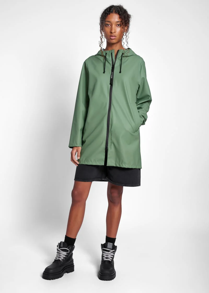 Stockholm Lightweight Zip Raincoat — LODEN GREEN