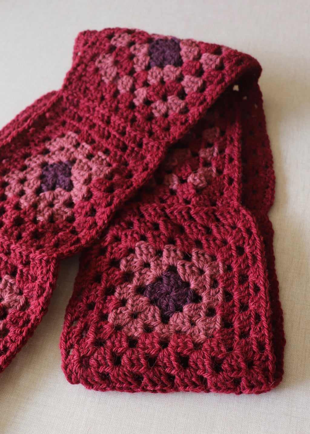 EARLYMADE Hand-knitted Granny Squares Scarf — BURGUNDY/ROSE/PURPLE — UNIQUE