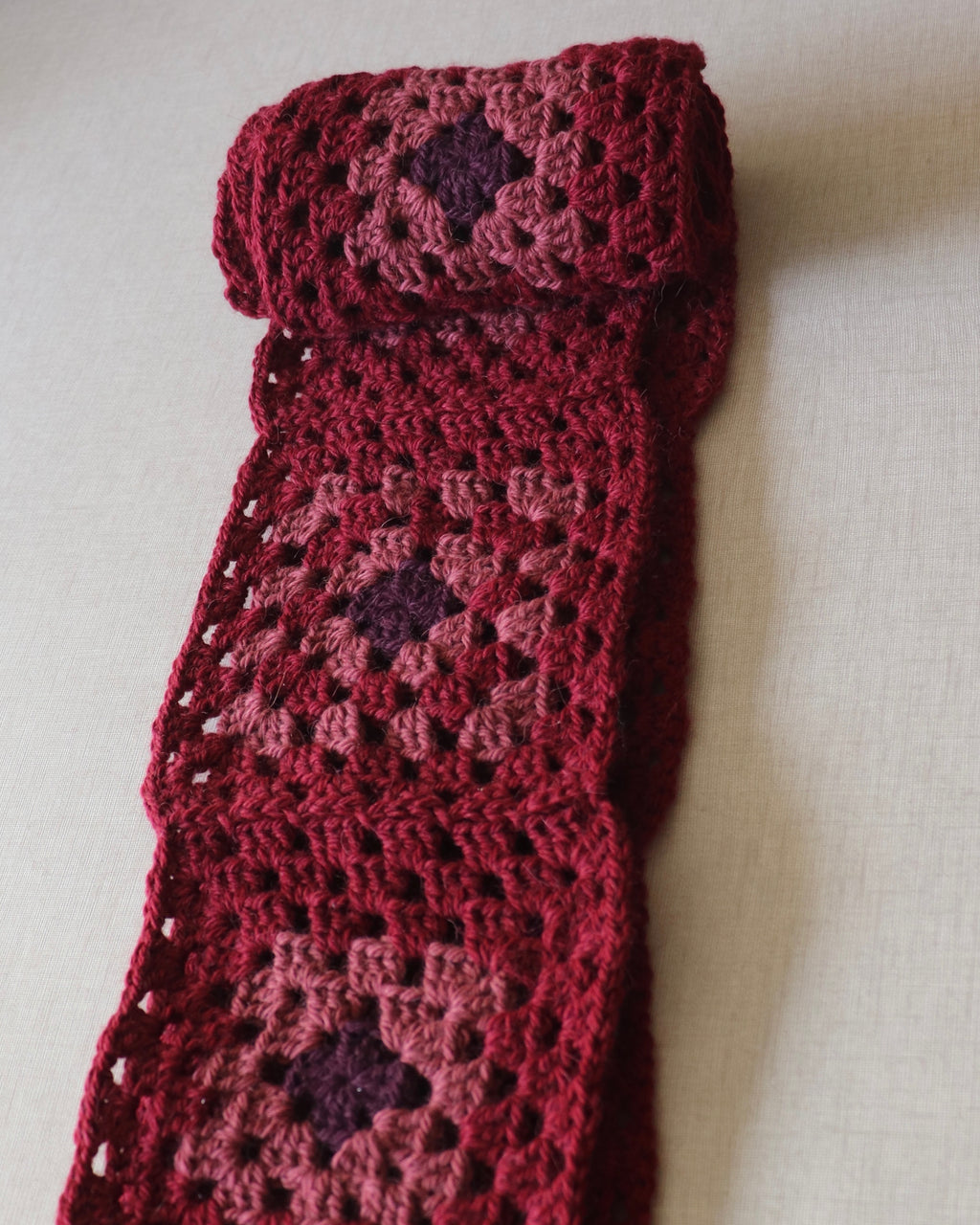 EARLYMADE Hand-knitted Granny Squares Scarf — BURGUNDY/ROSE/PURPLE — UNIQUE — LAST PIECE