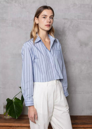 Comarine Cropped Shirt — LIGHT BLUE