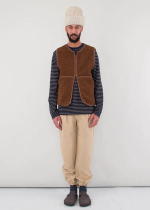 Collarless Puzzle Gilet Wool — BROWN