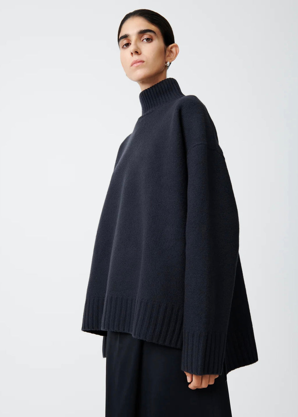 Hozu Knit Jumper — PEWTER