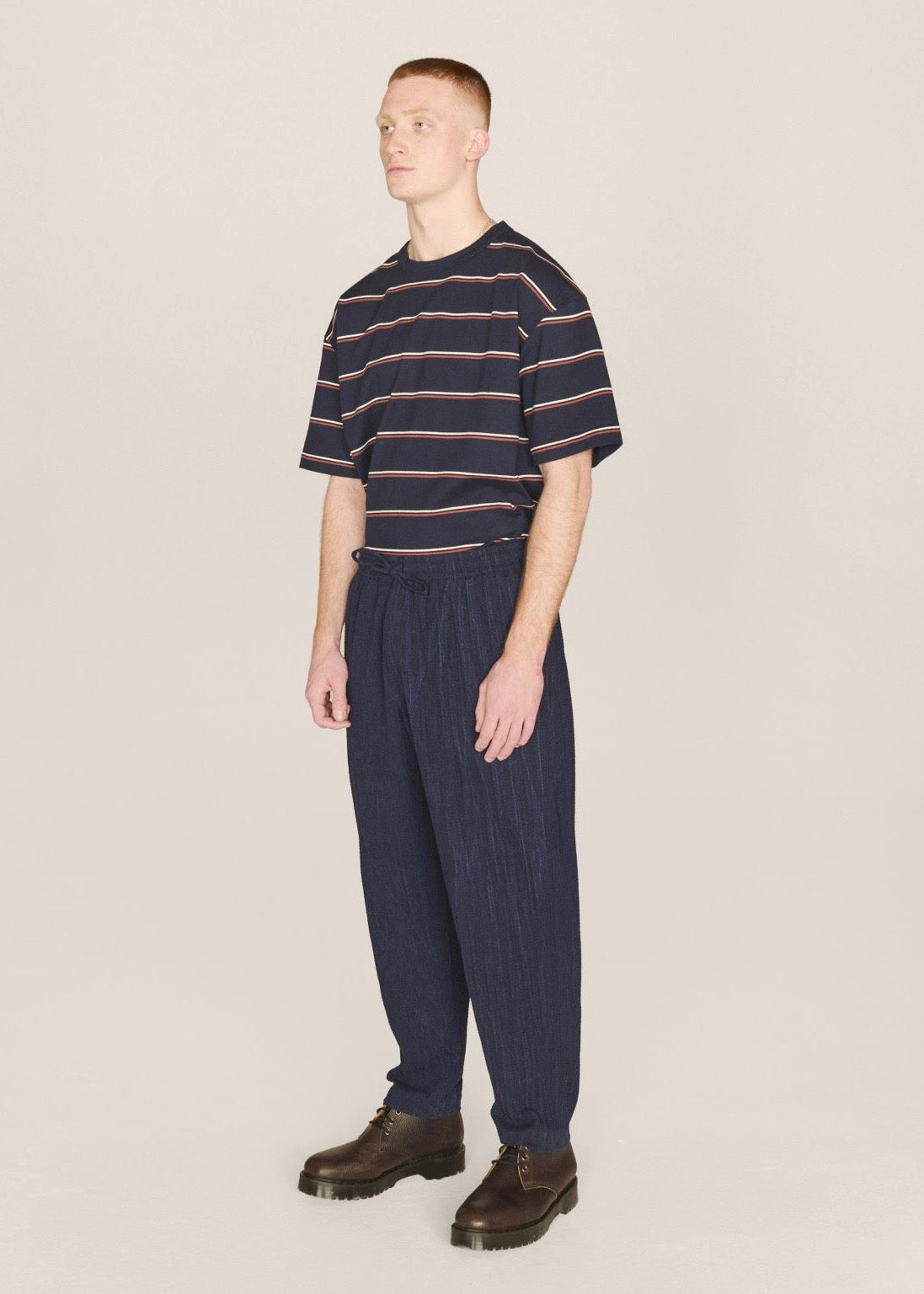 Alva Seersucker Skate Trouser — NAVY