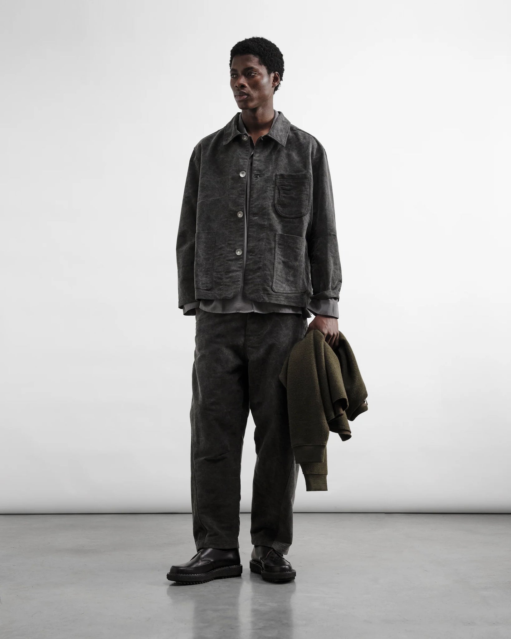 Twisted Seam Jean — CHARCOAL