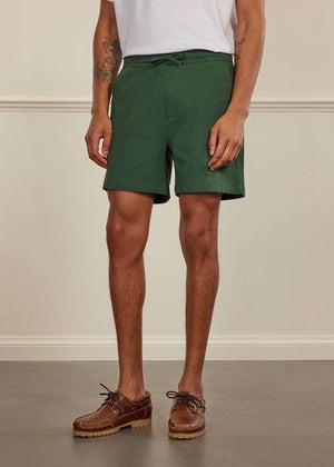 Classic Seersucker Shorts — GREEN