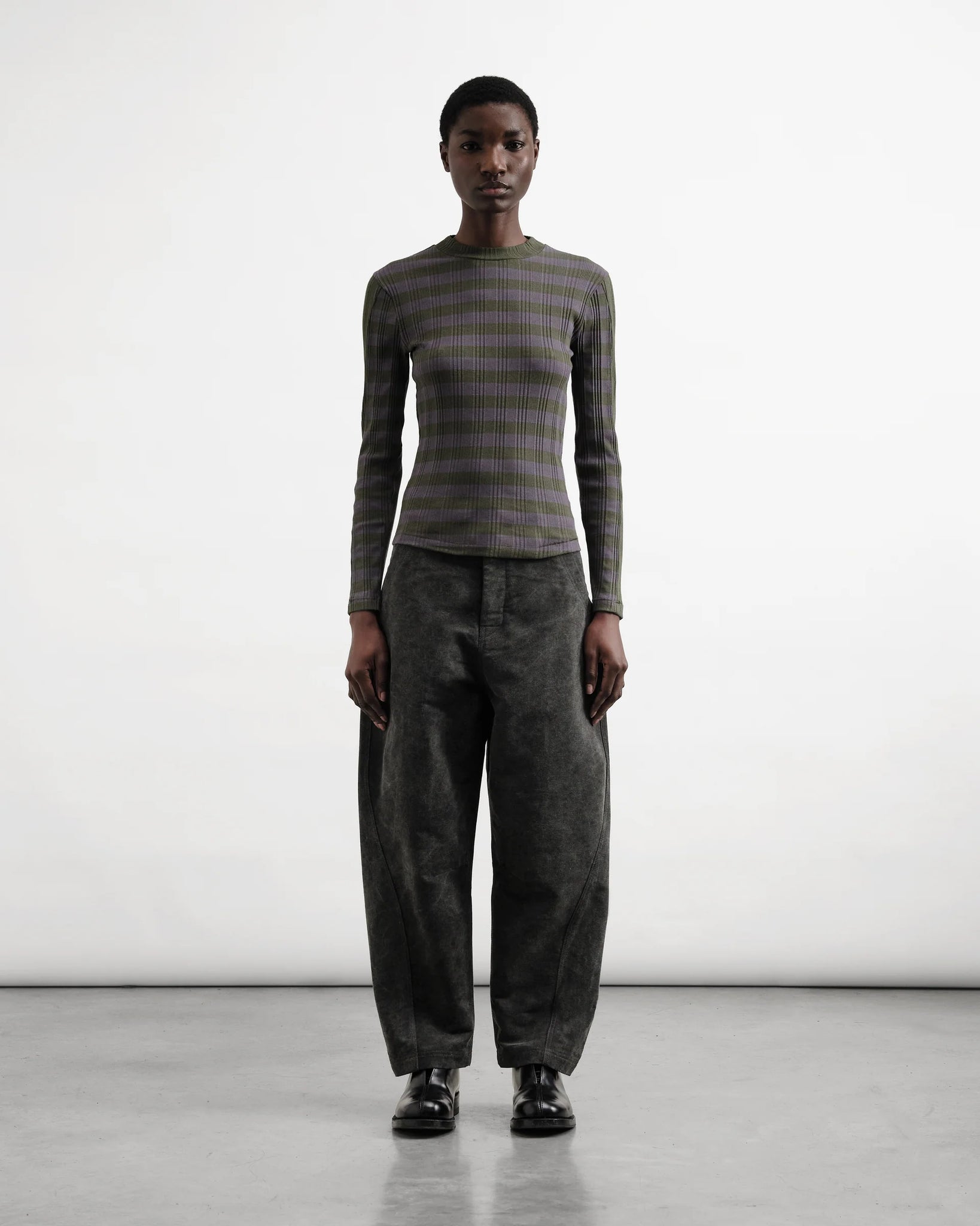 Twisted Seam Jean — CHARCOAL