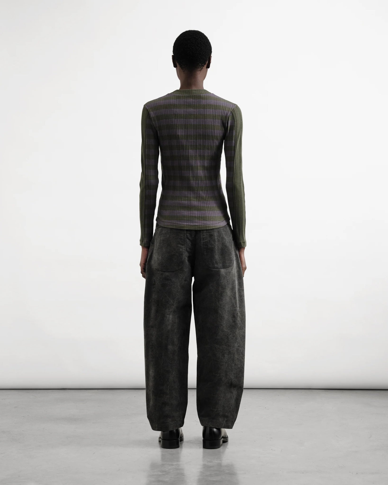 Twisted Seam Jean — CHARCOAL