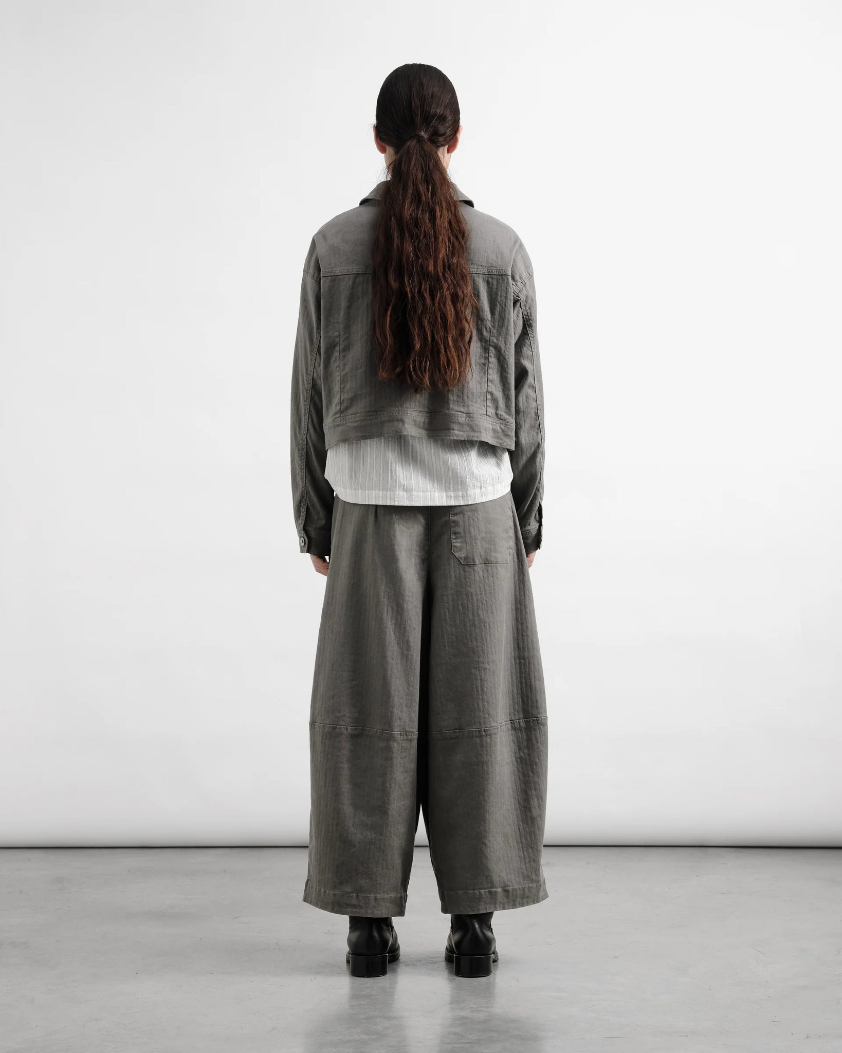 Deadbeat Trouser — GREY