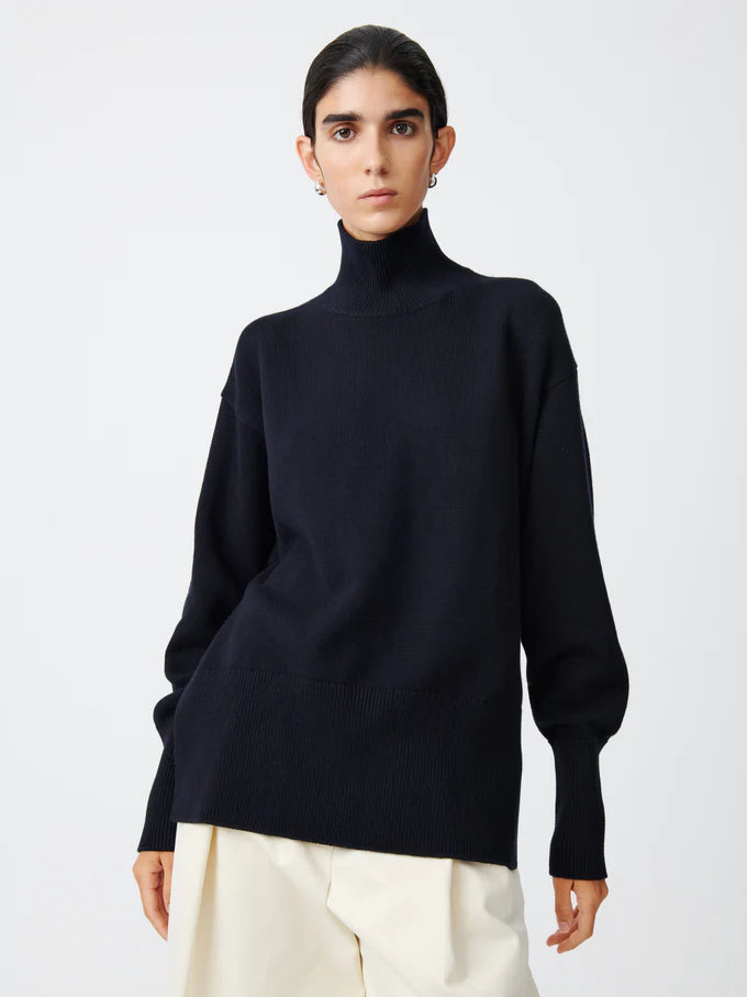 Viere Knit - Navy