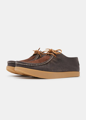 YOGI FOOTWEAR — Willard Reverse Vamp Leather Shoe on Negative Heel - Dark Brown