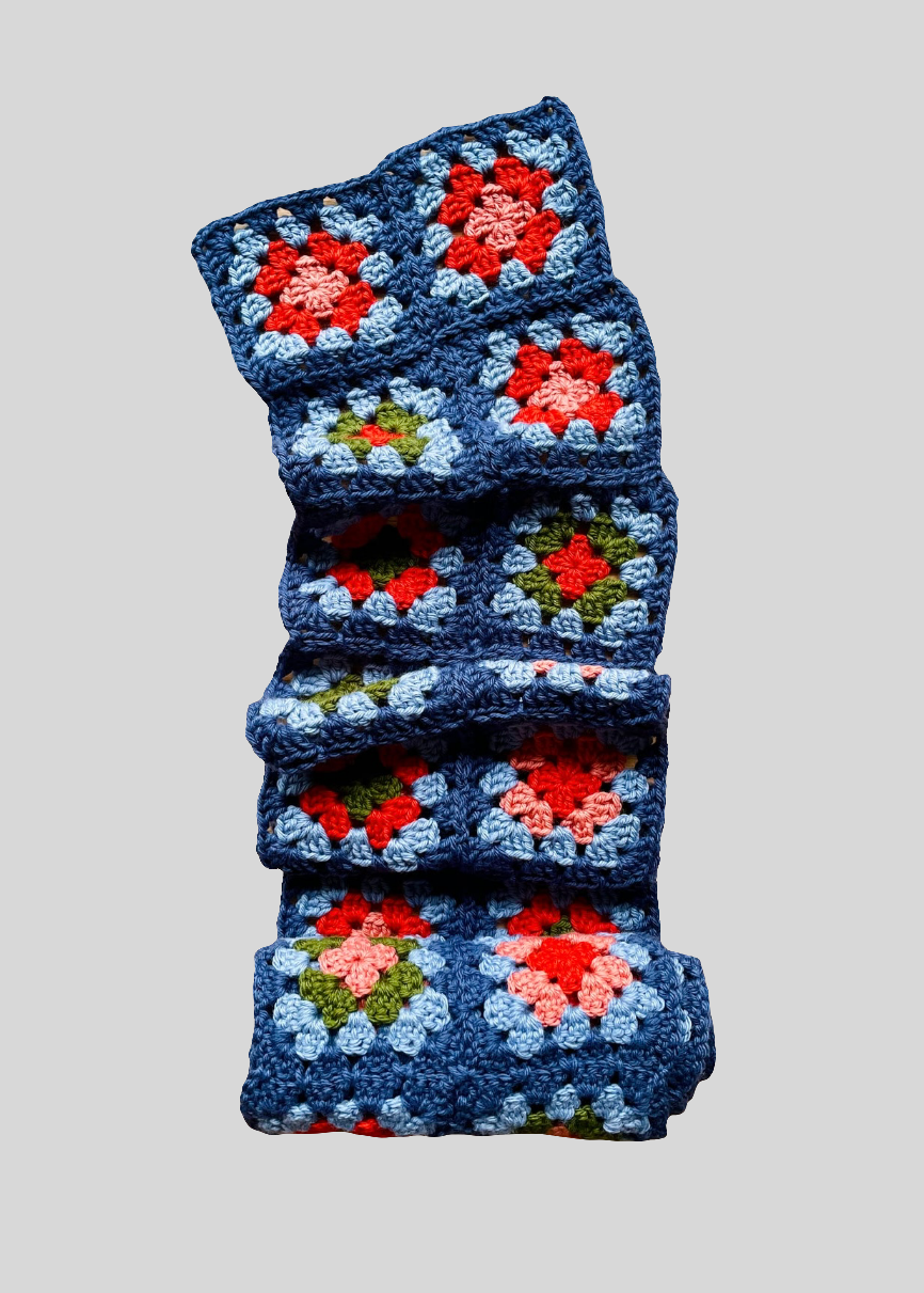 EARLYMADE Hand-knitted Granny Squares Scarf — MULTI / BLUE — UNIQUE