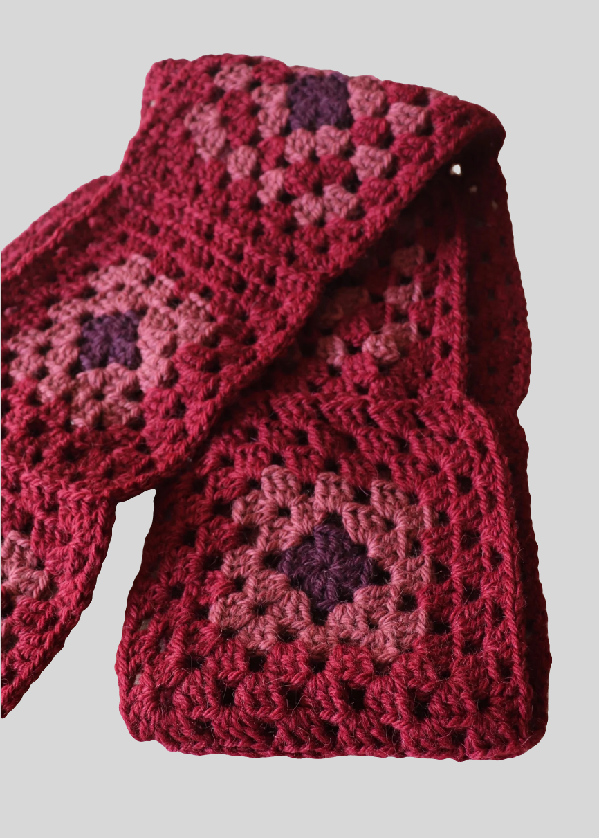 EARLYMADE Hand-knitted Granny Squares Scarf — BURGUNDY/ROSE/PURPLE — UNIQUE