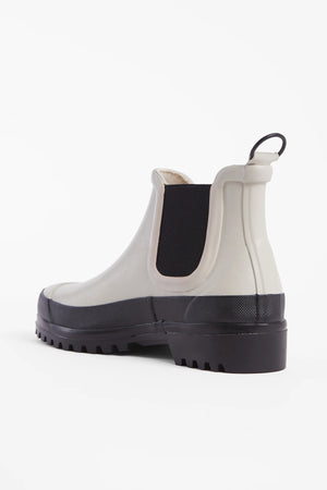 Chelsea Rainwalker — OYSTER