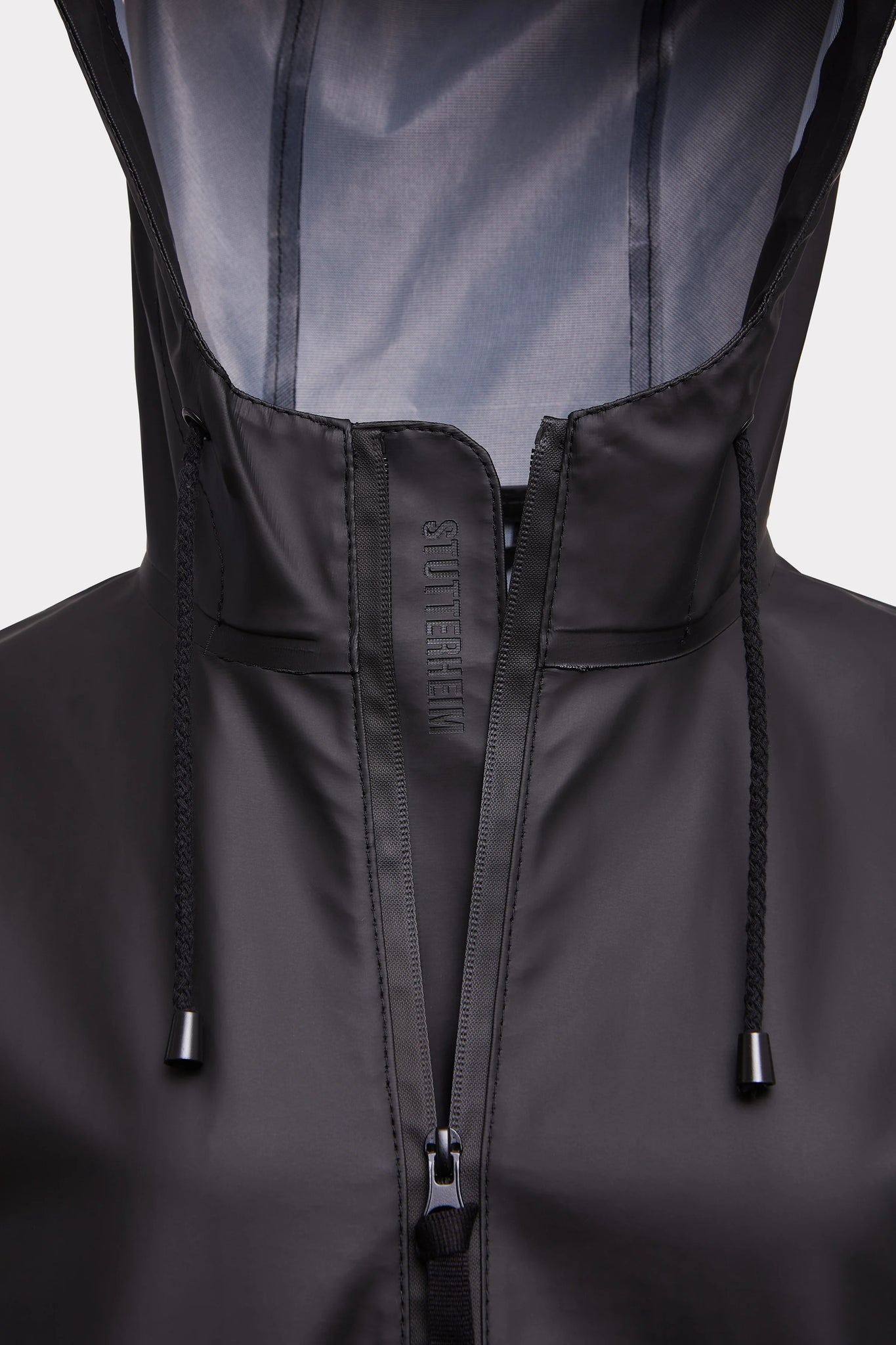 Camden Lightweight Raincoat — BLACK