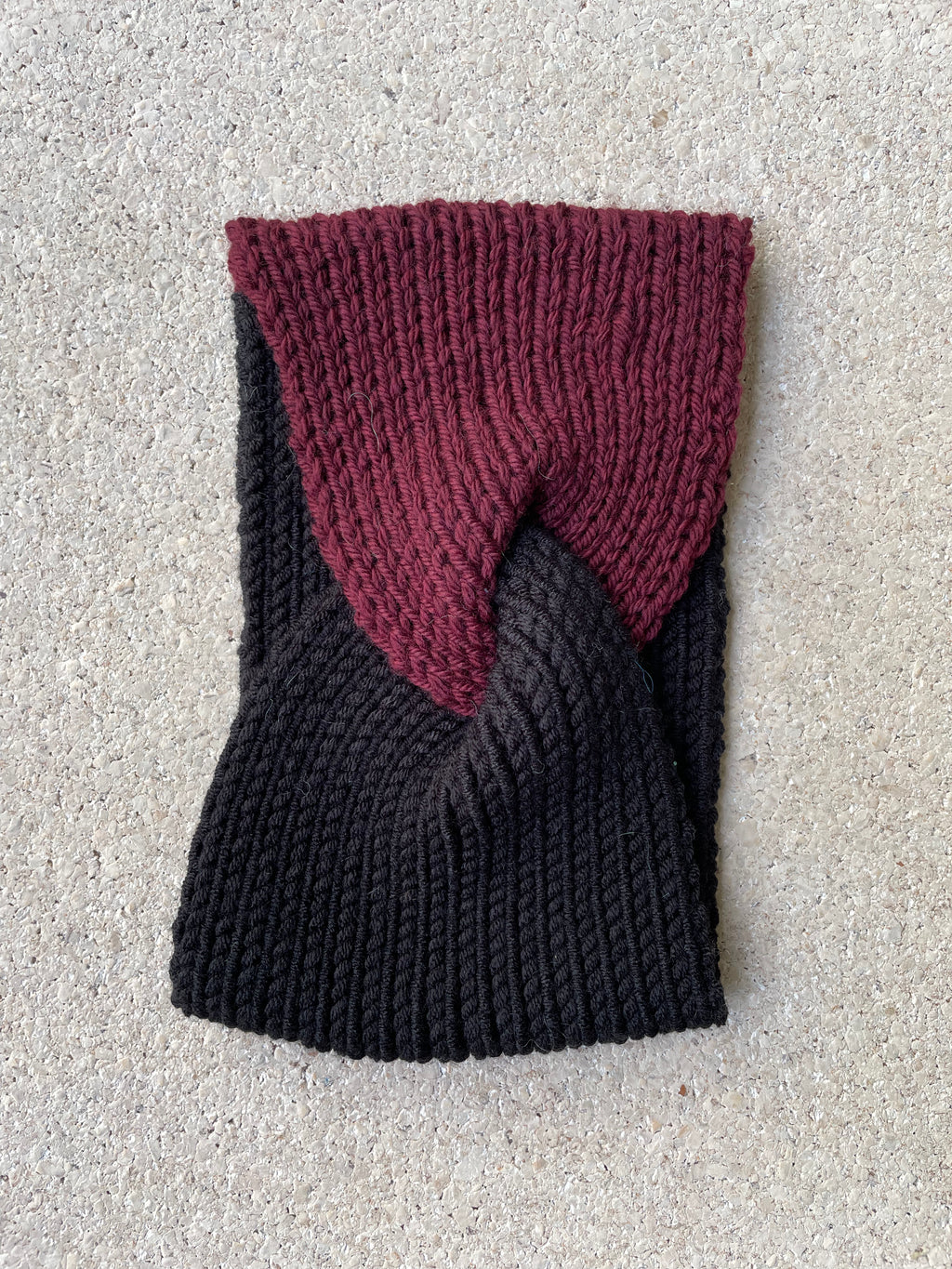 EARLYMADE Hand-knitted Head Band — BLACK/BURGUNDY — LAST PIECE